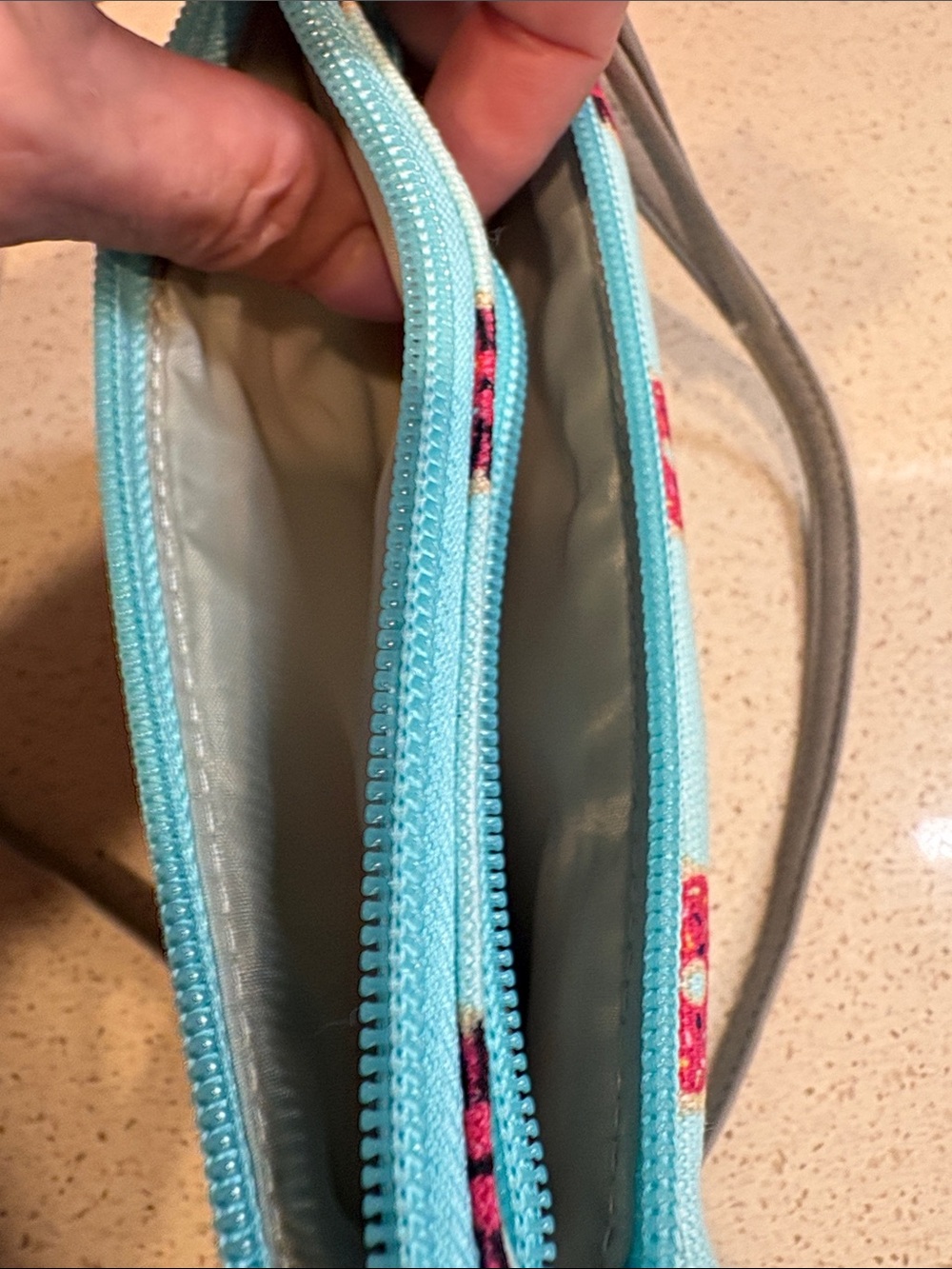 Mint Green Canvas Clutch/Crossbody W/ Kitty Donut Print & Donut socks Both New! - Picture 9 of 10